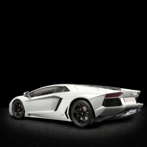 Pocher Lamborghini Aventador 1:8